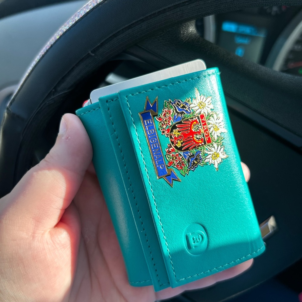Austria trifold wallet